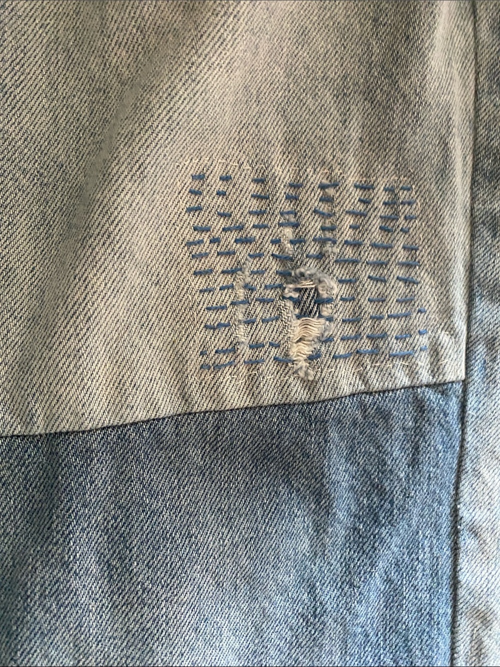 Everlane Two-Tone Patch and hand stitch mend cropped  Jeans - Picture 10 of 10